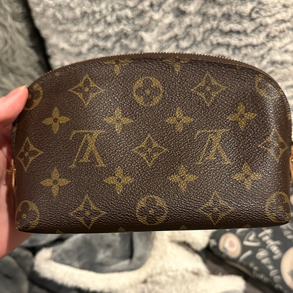 Authentic Louis Vuitton Brown and Tan Monogram Cosmetic Pouch - Picture 4 of 10
